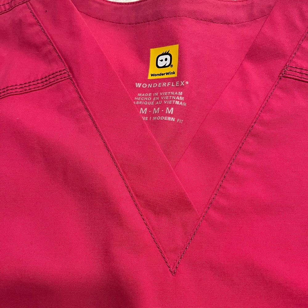 WonderWink Fuchsia Scrub Top